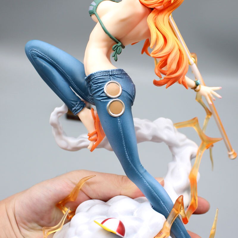 Figurine Nami en Pantalon & Zeus One Piece | Mugiwara Shop
